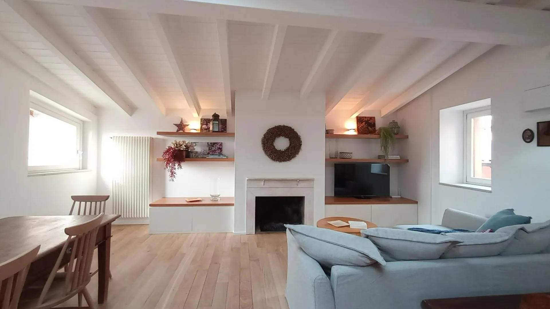 Mansarda In Piazzetta Centro Storico Apartamento Manerba del Garda