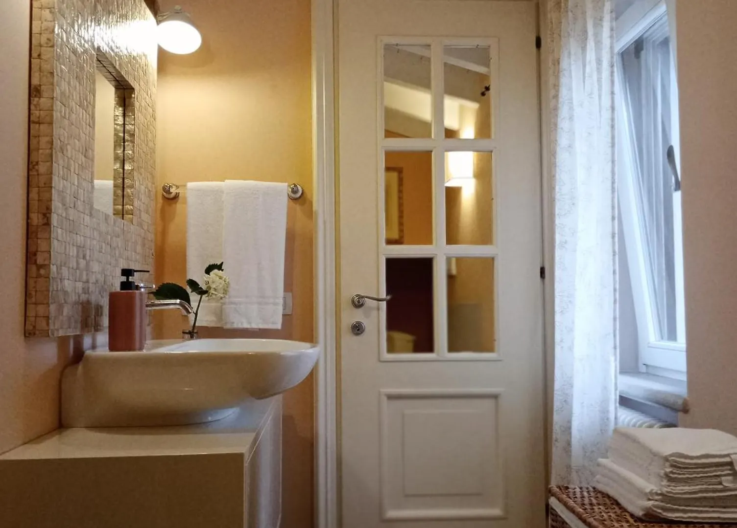 Mansarda In Piazzetta Centro Storico Apartamento Manerba del Garda